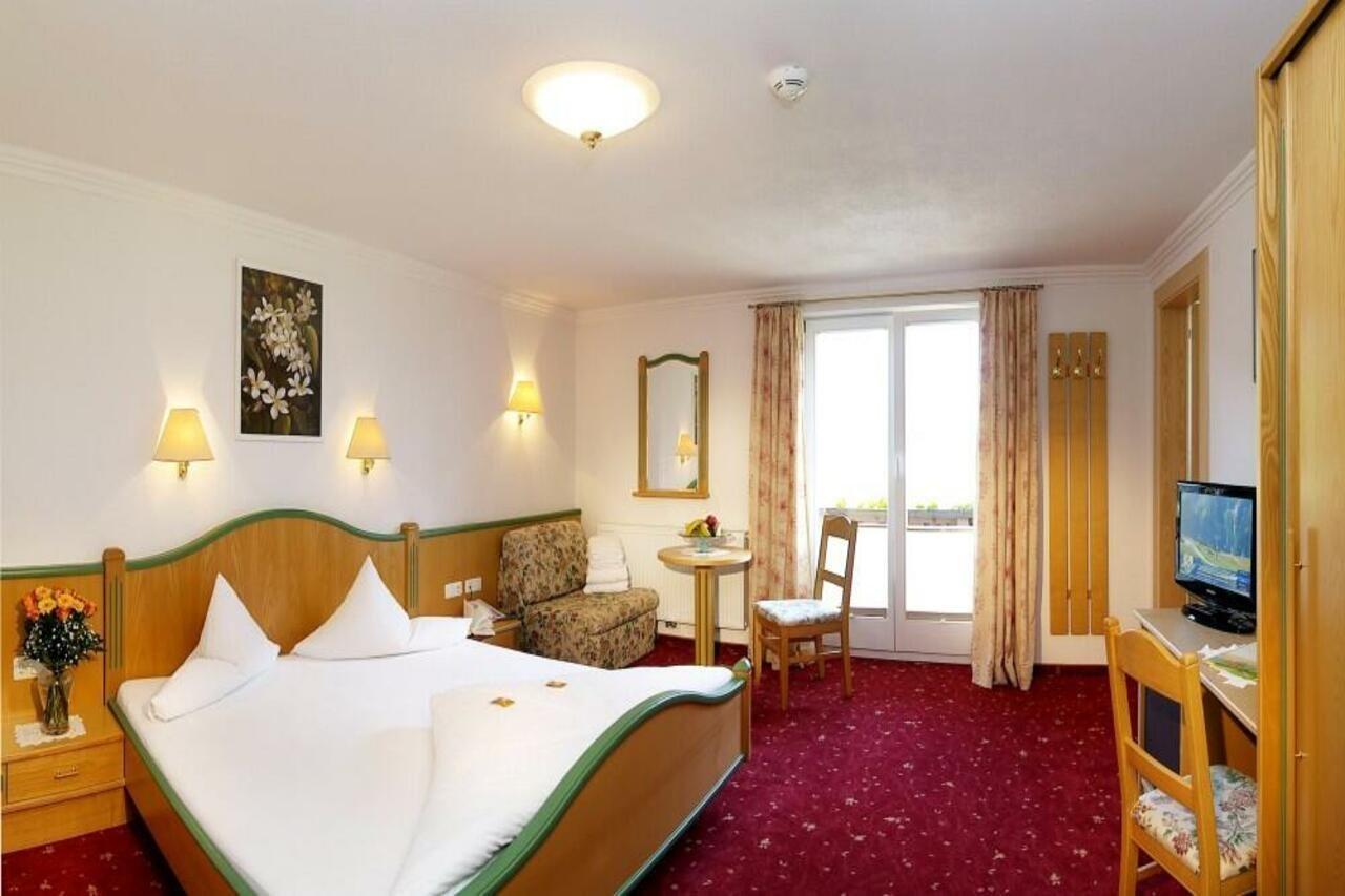 Alpin-Hotel Schrofenblick Mayrhofen Bagian luar foto