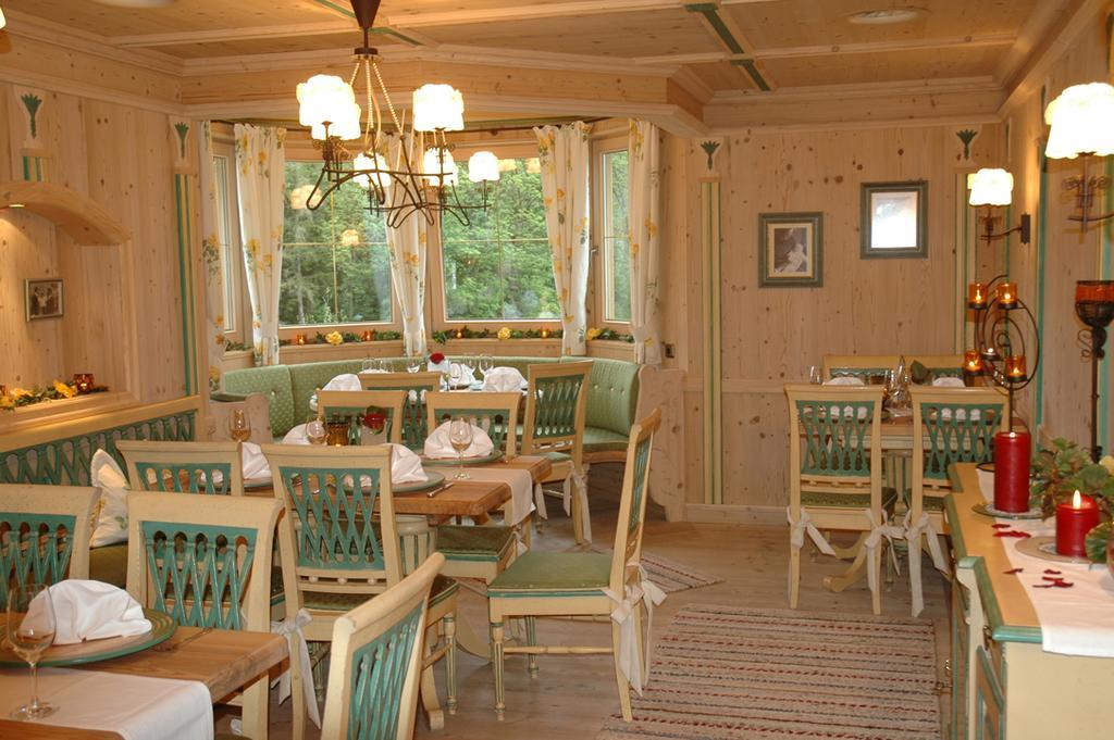 Alpin-Hotel Schrofenblick Mayrhofen Bagian luar foto