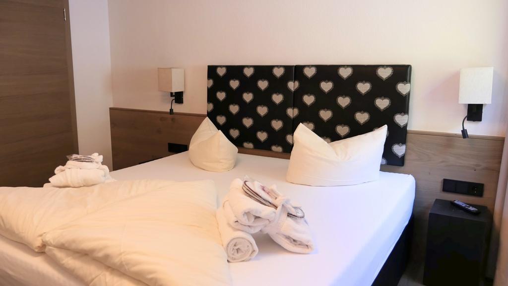 Alpin-Hotel Schrofenblick Mayrhofen Bagian luar foto