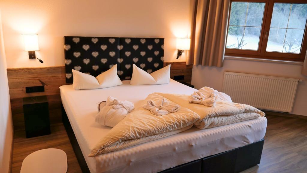 Alpin-Hotel Schrofenblick Mayrhofen Bagian luar foto