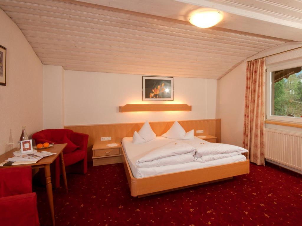Alpin-Hotel Schrofenblick Mayrhofen Ruang foto