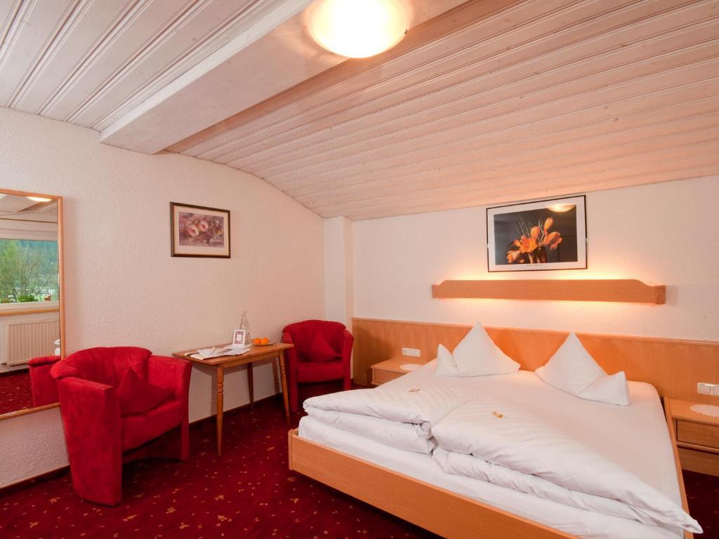 Alpin-Hotel Schrofenblick Mayrhofen Ruang foto