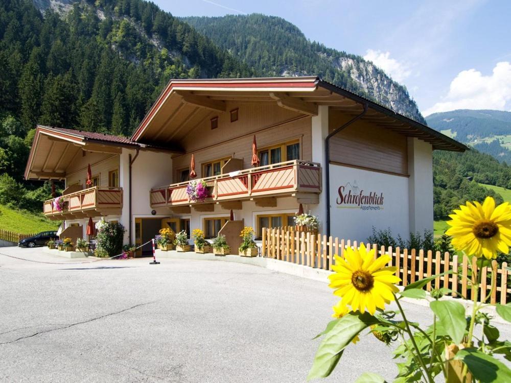 Alpin-Hotel Schrofenblick Mayrhofen Bagian luar foto